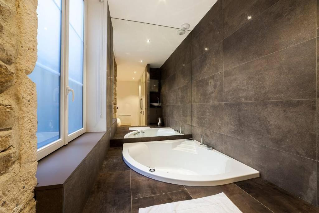 Pur Bonheur De - Clim Et Balneo Ail Apartment Lyon